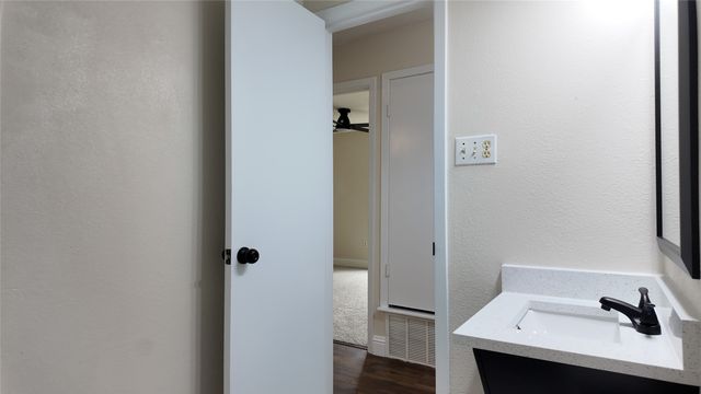 1321 Palisades Drive, Lewisville, TX 75067