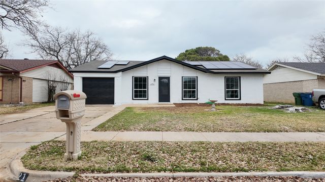 1321 Palisades Drive, Lewisville, TX 75067