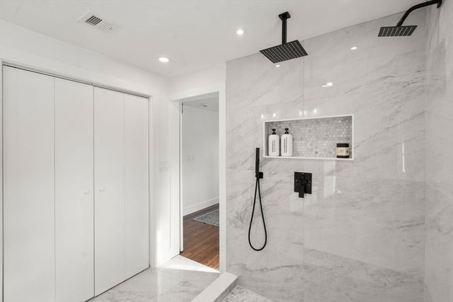 54 Highland Glen Dr, Randolph, MA 02368