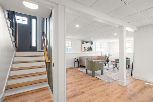 54 Highland Glen Dr, Randolph, MA 02368