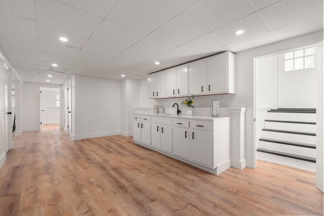 54 Highland Glen Dr, Randolph, MA 02368