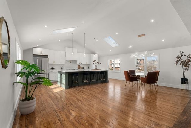 54 Highland Glen Dr, Randolph, MA 02368