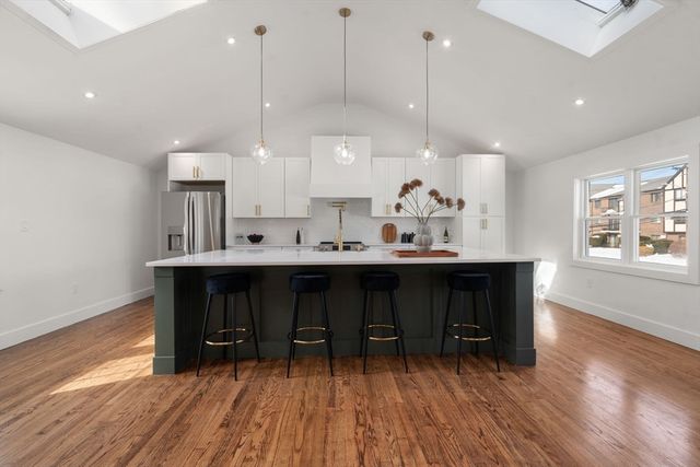 54 Highland Glen Dr, Randolph, MA 02368