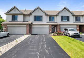 8331 W Chestnut Court, Frankfort, IL 60423