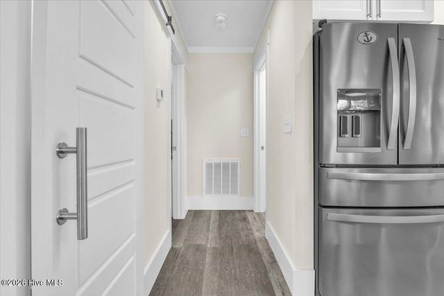 129 N Middleton Avenue, Oak Island, NC 28465