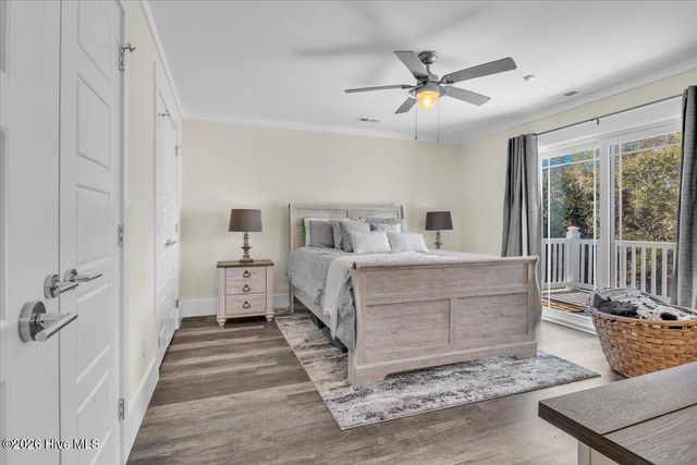 129 N Middleton Avenue, Oak Island, NC 28465