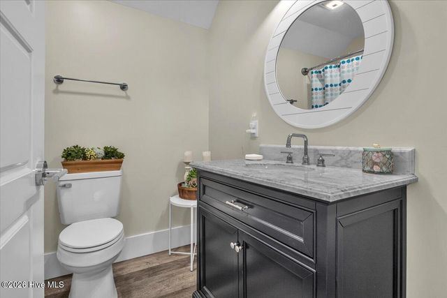 129 N Middleton Avenue, Oak Island, NC 28465