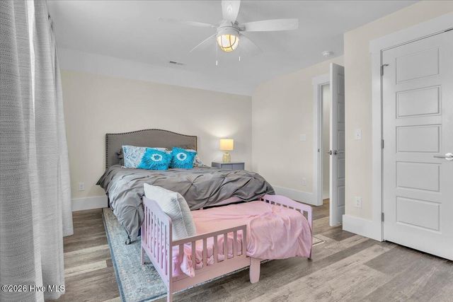 129 N Middleton Avenue, Oak Island, NC 28465