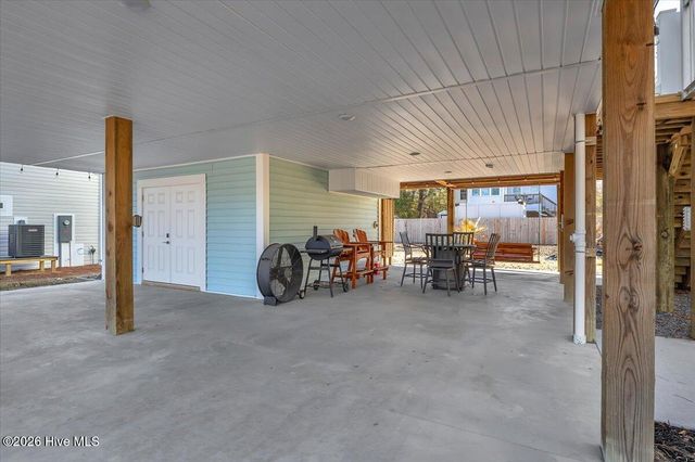 129 N Middleton Avenue, Oak Island, NC 28465