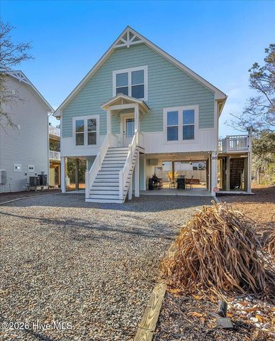 129 N Middleton Avenue, Oak Island, NC 28465