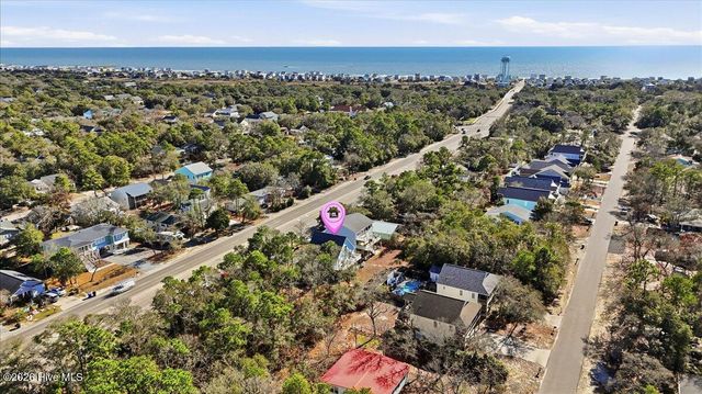 129 N Middleton Avenue, Oak Island, NC 28465
