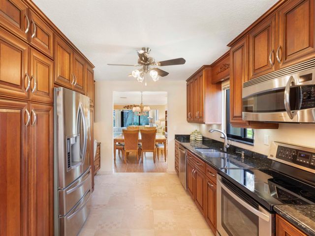 177 SE 7th Street, Deerfield Beach, FL 33441