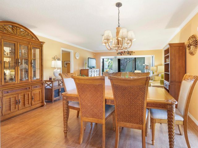 177 SE 7th Street, Deerfield Beach, FL 33441