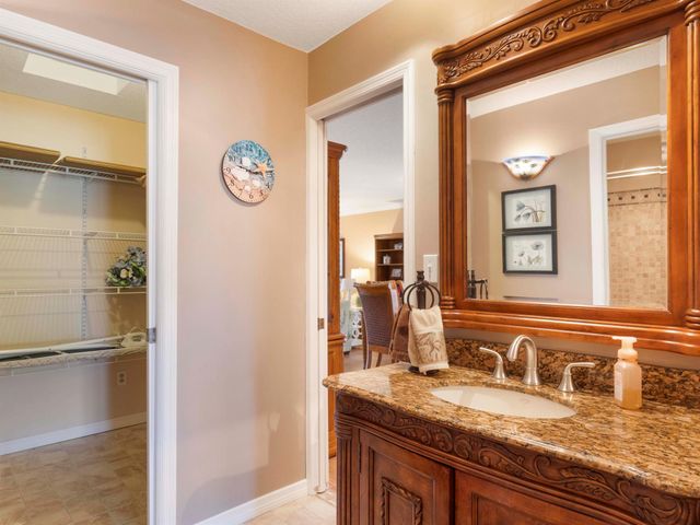 177 SE 7th Street, Deerfield Beach, FL 33441