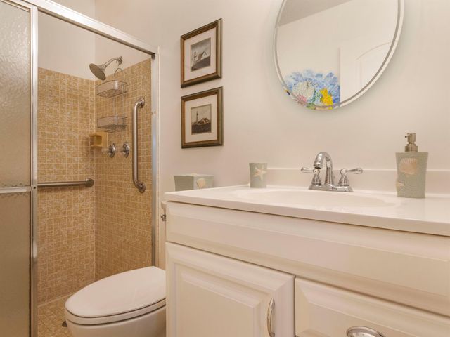 177 SE 7th Street, Deerfield Beach, FL 33441