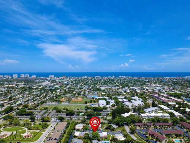 177 SE 7th Street, Deerfield Beach, FL 33441