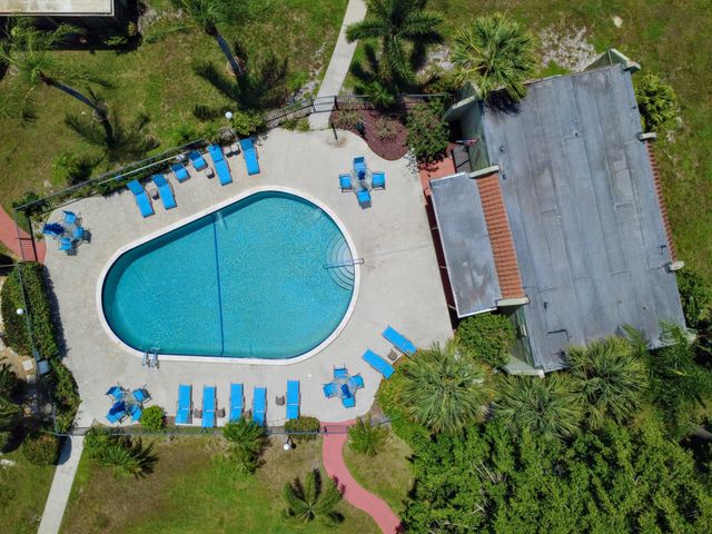 177 SE 7th Street, Deerfield Beach, FL 33441