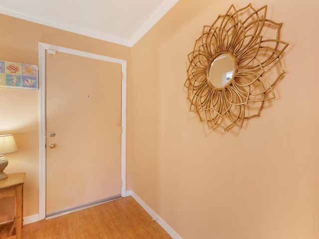177 SE 7th Street, Deerfield Beach, FL 33441