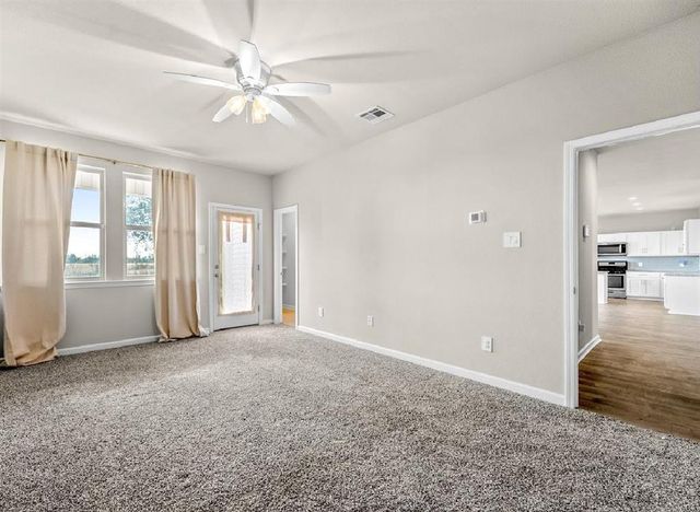 8121 Kinslee Lane, Iowa, LA 70647