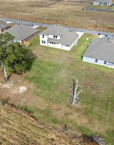 8121 Kinslee Lane, Iowa, LA 70647