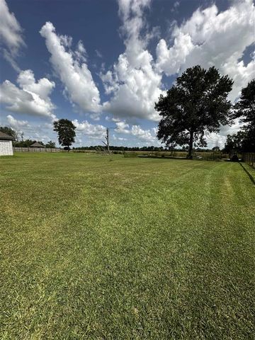 8121 Kinslee Lane, Iowa, LA 70647