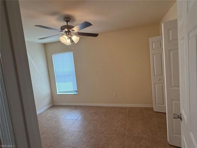1630 SW 33rd TER, Cape Coral, FL 33914