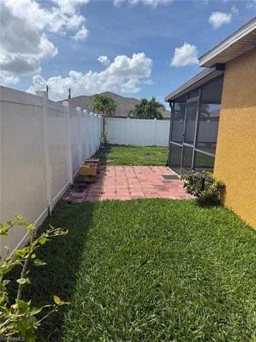 1630 SW 33rd TER, Cape Coral, FL 33914