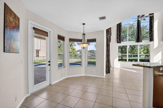 6068 Pond Bluff Court, Lake Worth, FL 33467