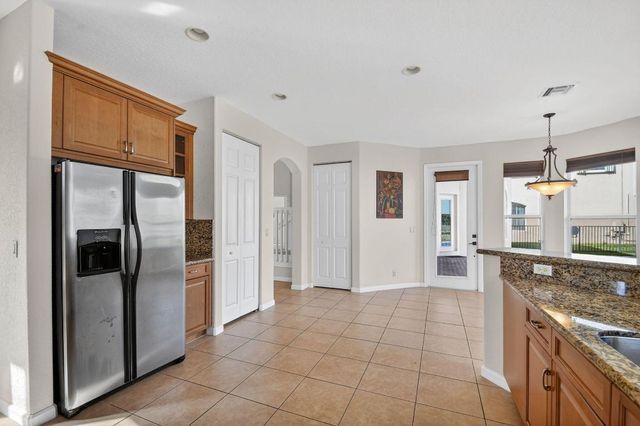 6068 Pond Bluff Court, Lake Worth, FL 33467