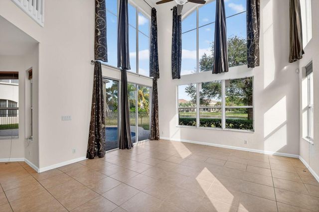 6068 Pond Bluff Court, Lake Worth, FL 33467
