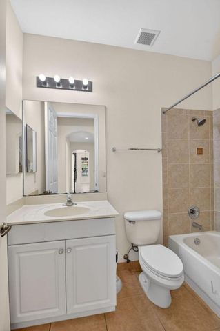 6068 Pond Bluff Court, Lake Worth, FL 33467