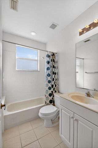 6068 Pond Bluff Court, Lake Worth, FL 33467