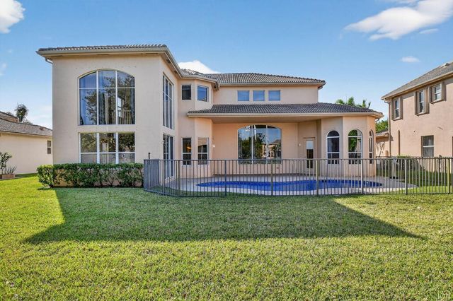 6068 Pond Bluff Court, Lake Worth, FL 33467