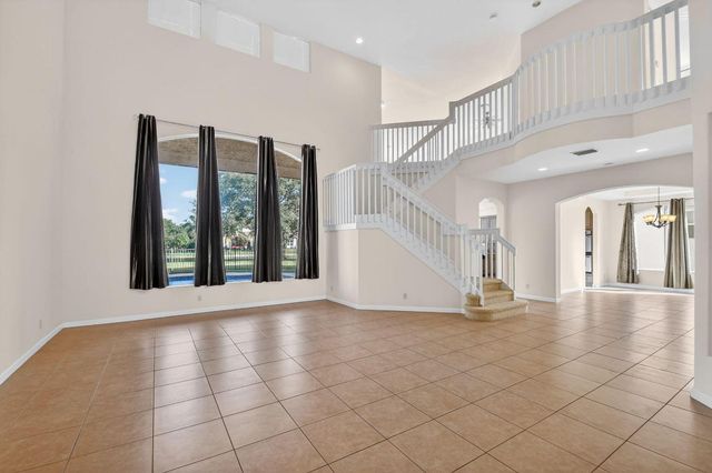 6068 Pond Bluff Court, Lake Worth, FL 33467