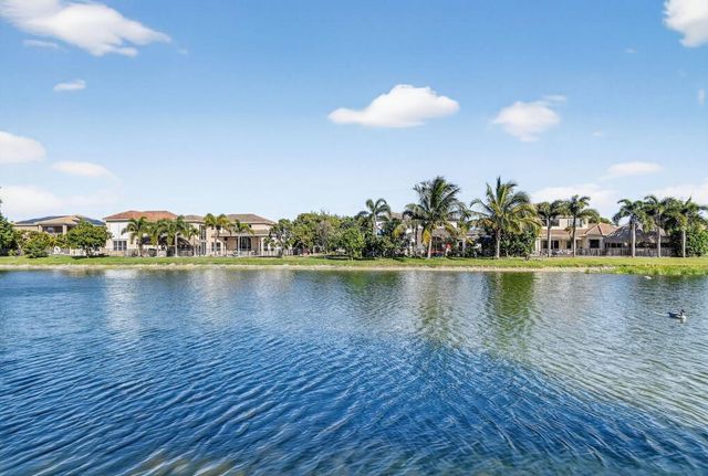 6068 Pond Bluff Court, Lake Worth, FL 33467