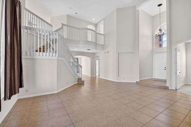 6068 Pond Bluff Court, Lake Worth, FL 33467