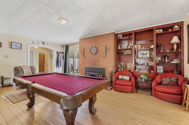 17 Maple Drive, Weott, CA 95571