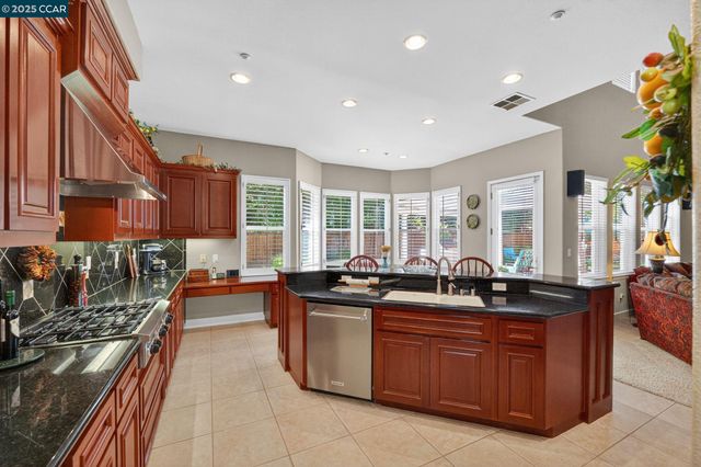 255 Prato Way, Livermore, CA 94550