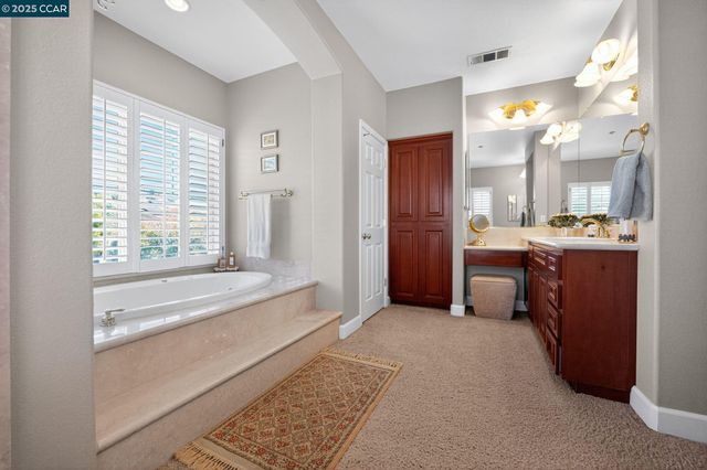 255 Prato Way, Livermore, CA 94550