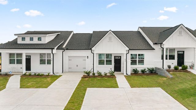 811 Feldspar Manor, Graniteville, SC 29829