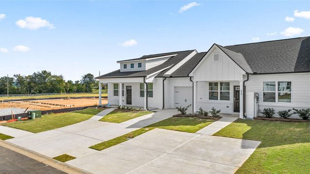 811 Feldspar Manor, Graniteville, SC 29829
