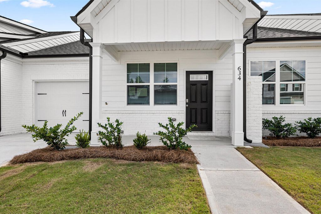 811 Feldspar Manor, Graniteville, SC 29829