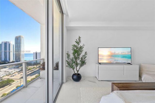 300 Sunny Isles Blvd 4-TS-03, Sunny Isles Beach, FL 33160