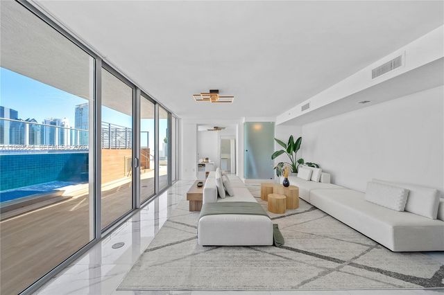 300 Sunny Isles Blvd 4-TS-03, Sunny Isles Beach, FL 33160