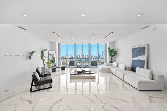 300 Sunny Isles Blvd 4-TS-03, Sunny Isles Beach, FL 33160