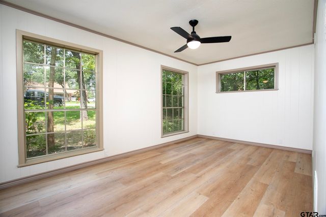431 Lone Star Ln, Hideaway, TX 75771
