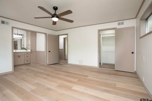 431 Lone Star Ln, Hideaway, TX 75771