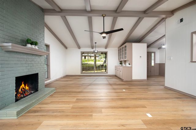 431 Lone Star Ln, Hideaway, TX 75771