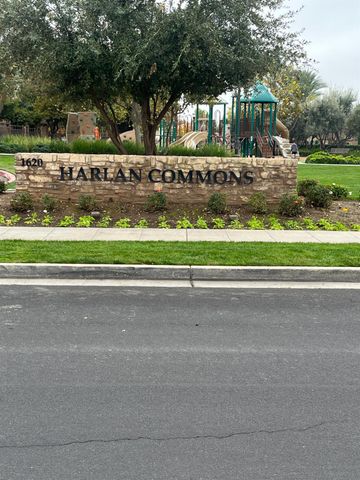 3611 Alcove Way, Clovis, CA 93619