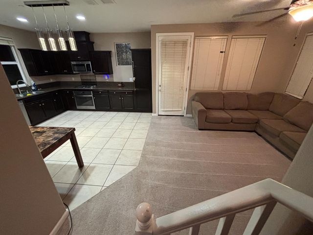 3611 Alcove Way, Clovis, CA 93619